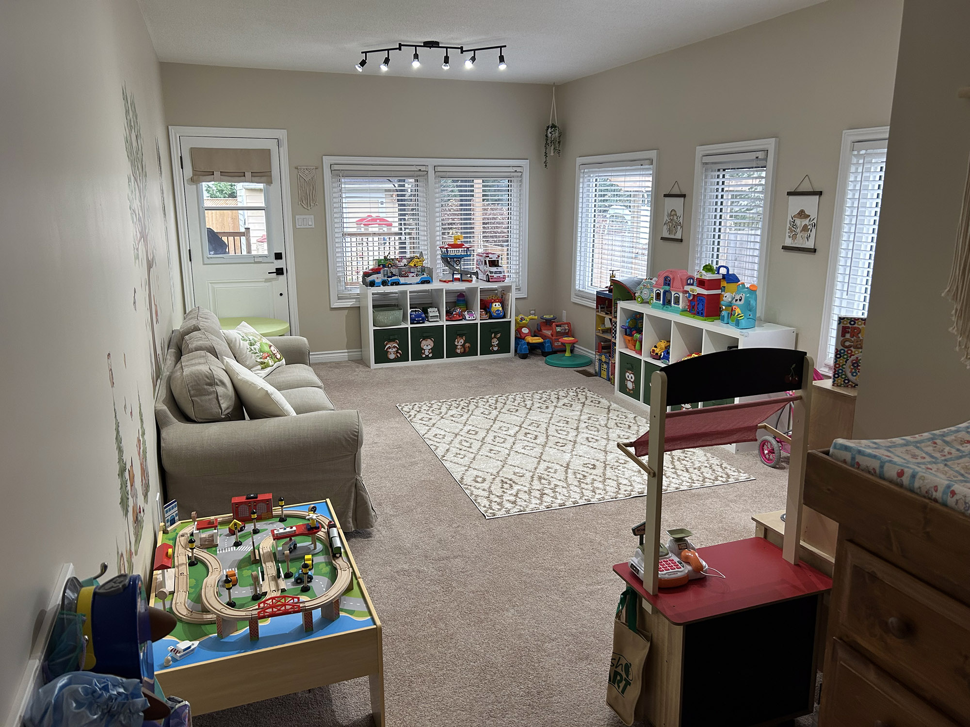 home daycare room with toys